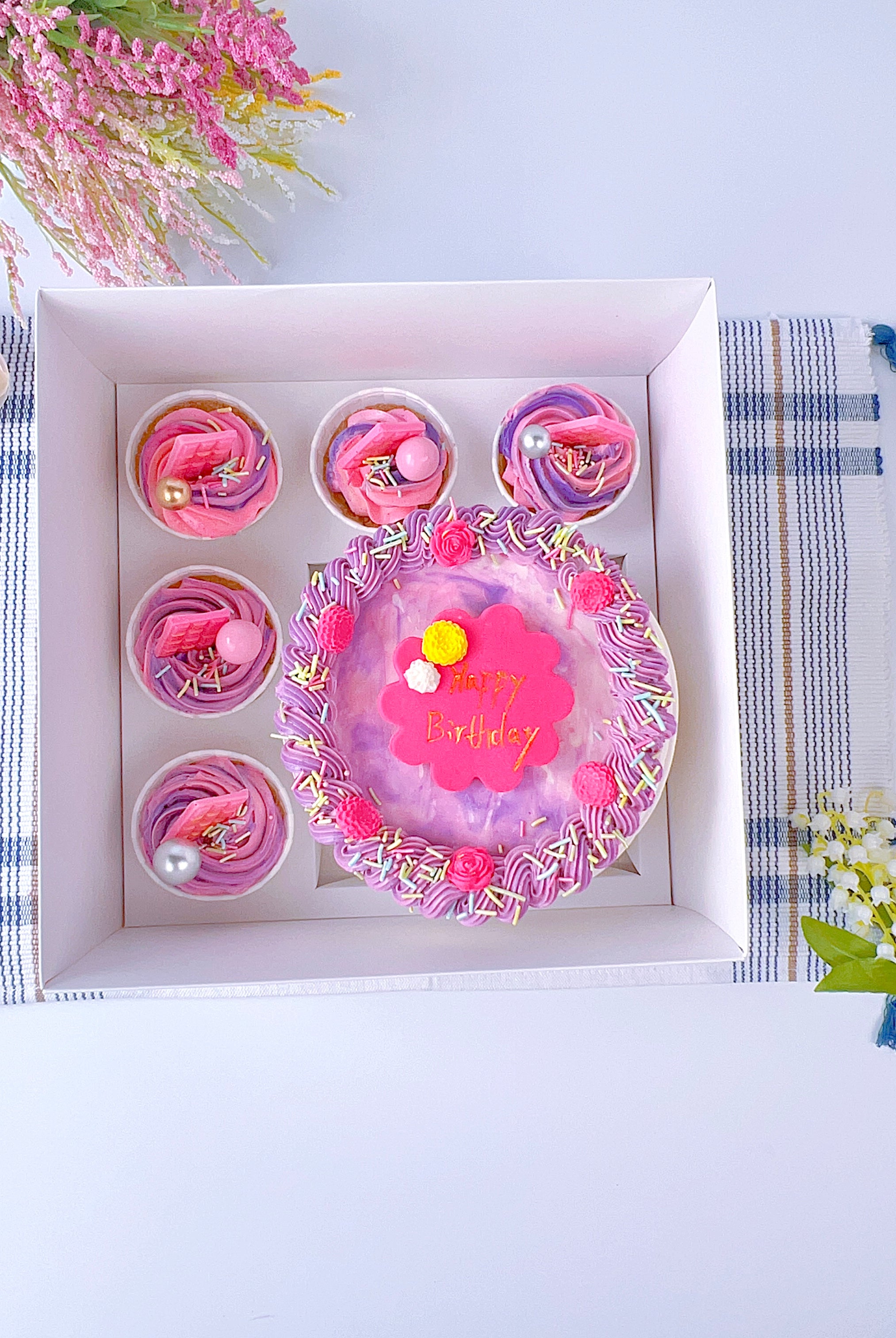 cake cupcake bento box