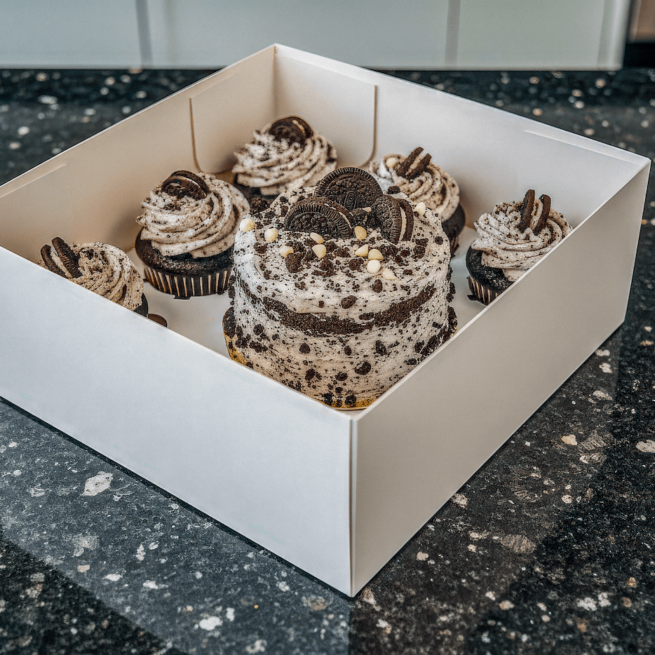 Cake and Cupcake Bento Box with Clear Lid - 1 Cake & 5 Cupcakes - cakecupake5 Cupcake boxes