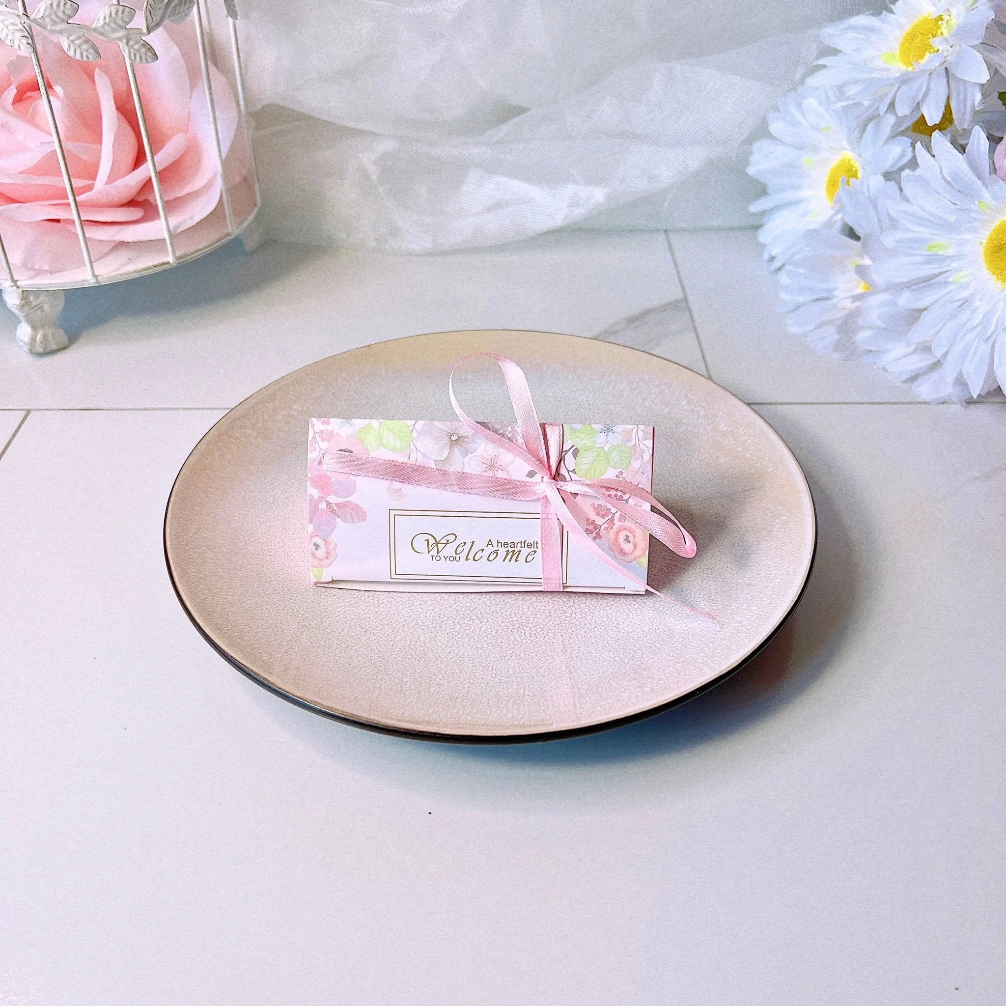 Triangle Wedding Favor Boxes with Ribbon 50 Pcs - Pink Feather Gift Boxes & Tins