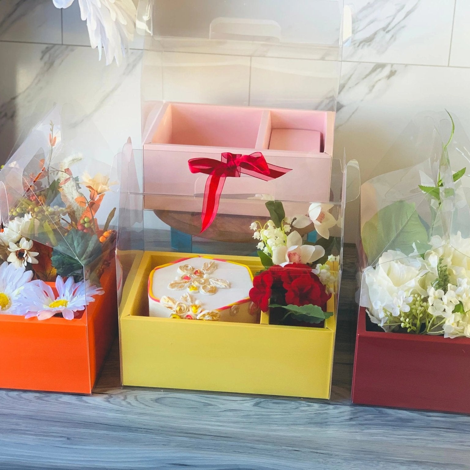 Clear Cake Flower Box with Handle - Gift box - YFCB Gift Boxes & Tins