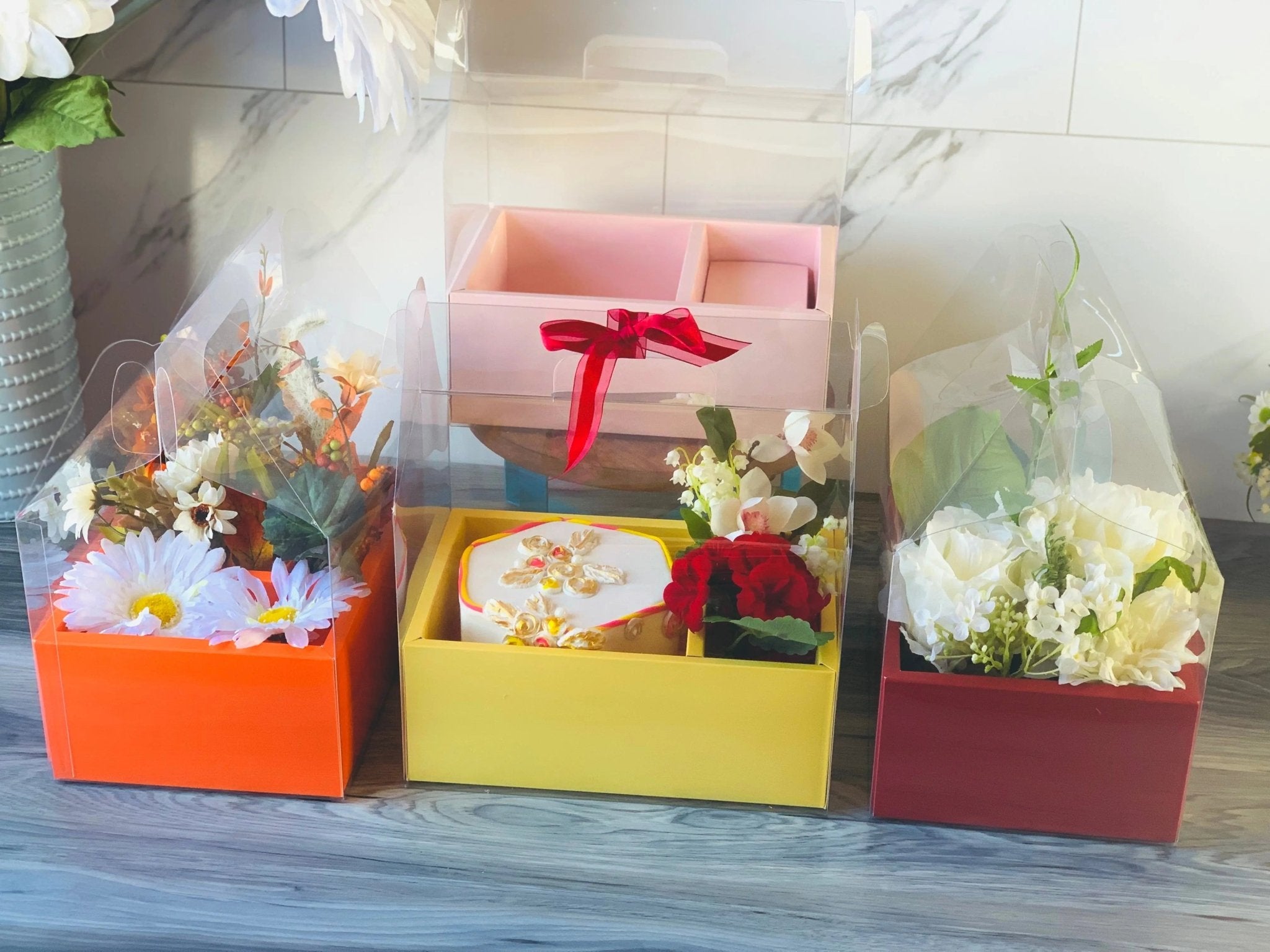Clear Cake Flower Box with Handle - Gift box - YFCB Gift Boxes & Tins