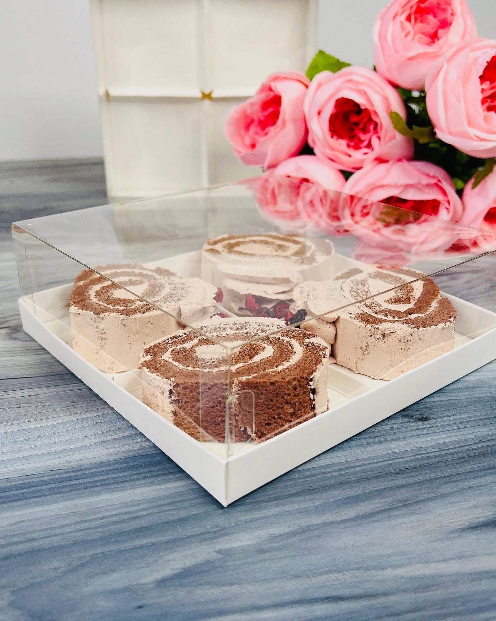 Clear Dessert Boxes With 4, 6 Holes - Donuts Box - Cookie Boxes - D04Sweet Degrees Kitchen