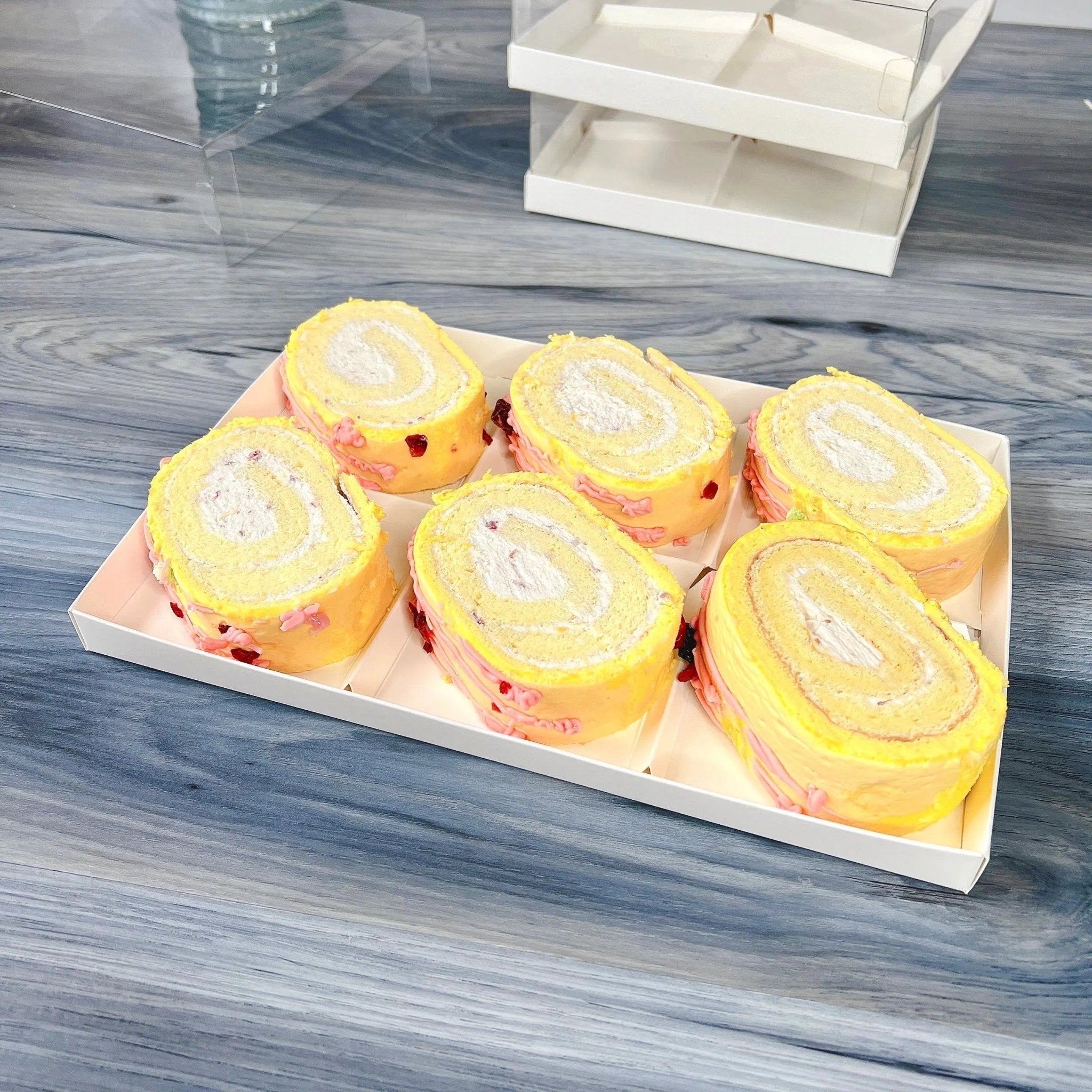 Clear Dessert Boxes With 4, 6 Holes - Donuts Box - Cookie Boxes - D06Sweet Degrees Kitchen