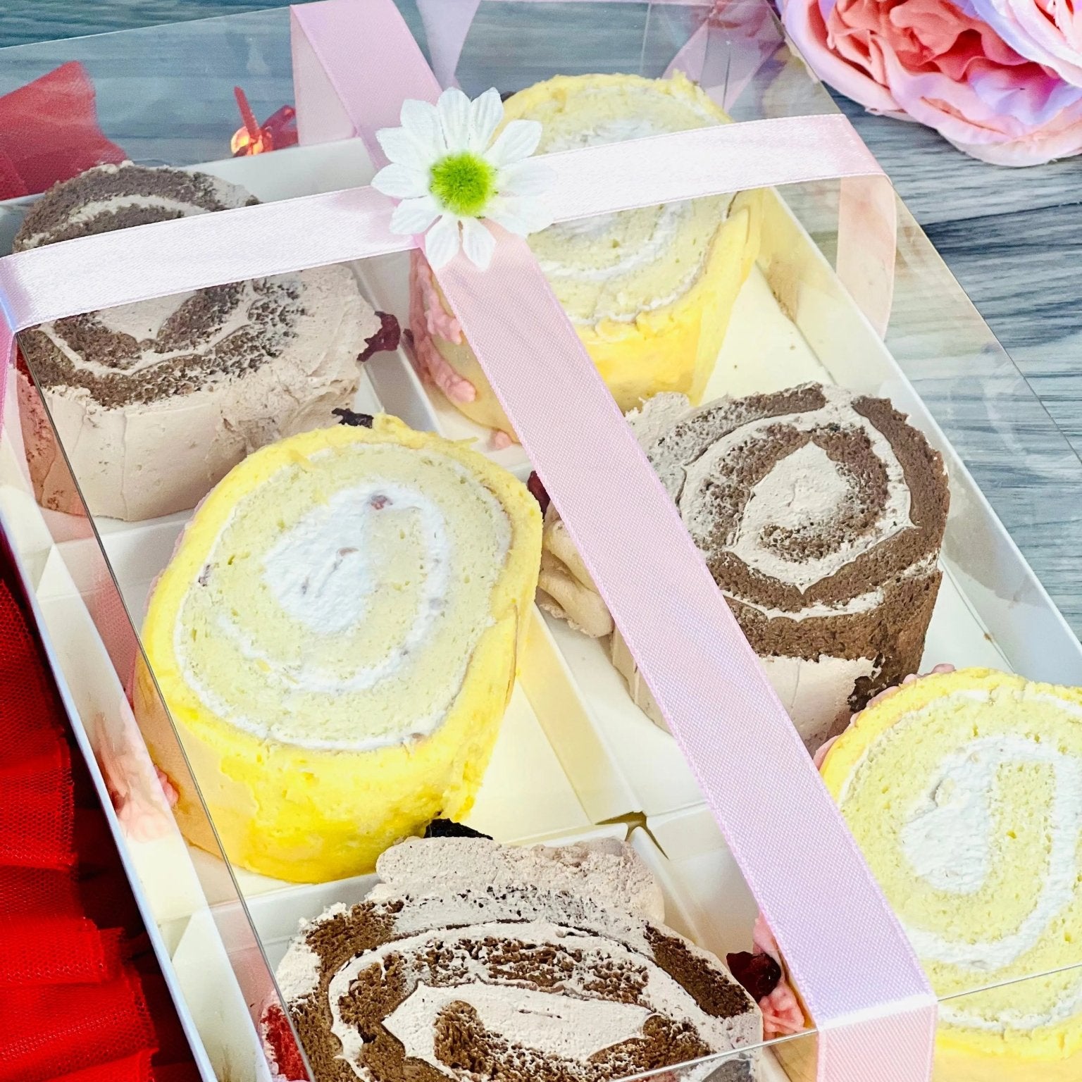 Clear Dessert Boxes With 4, 6 Holes - Donuts Box - Cookie Boxes - D06 Take - Out Containers