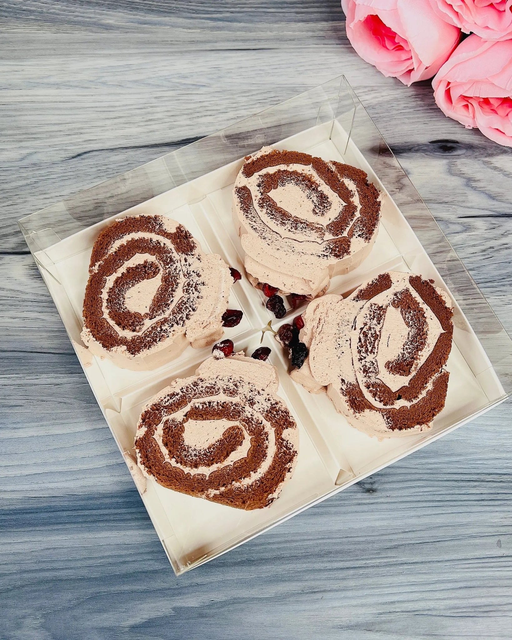 Clear Dessert Boxes With 4, 6 Holes - Donuts Box - Cookie Boxes - D04Sweet Degrees Kitchen