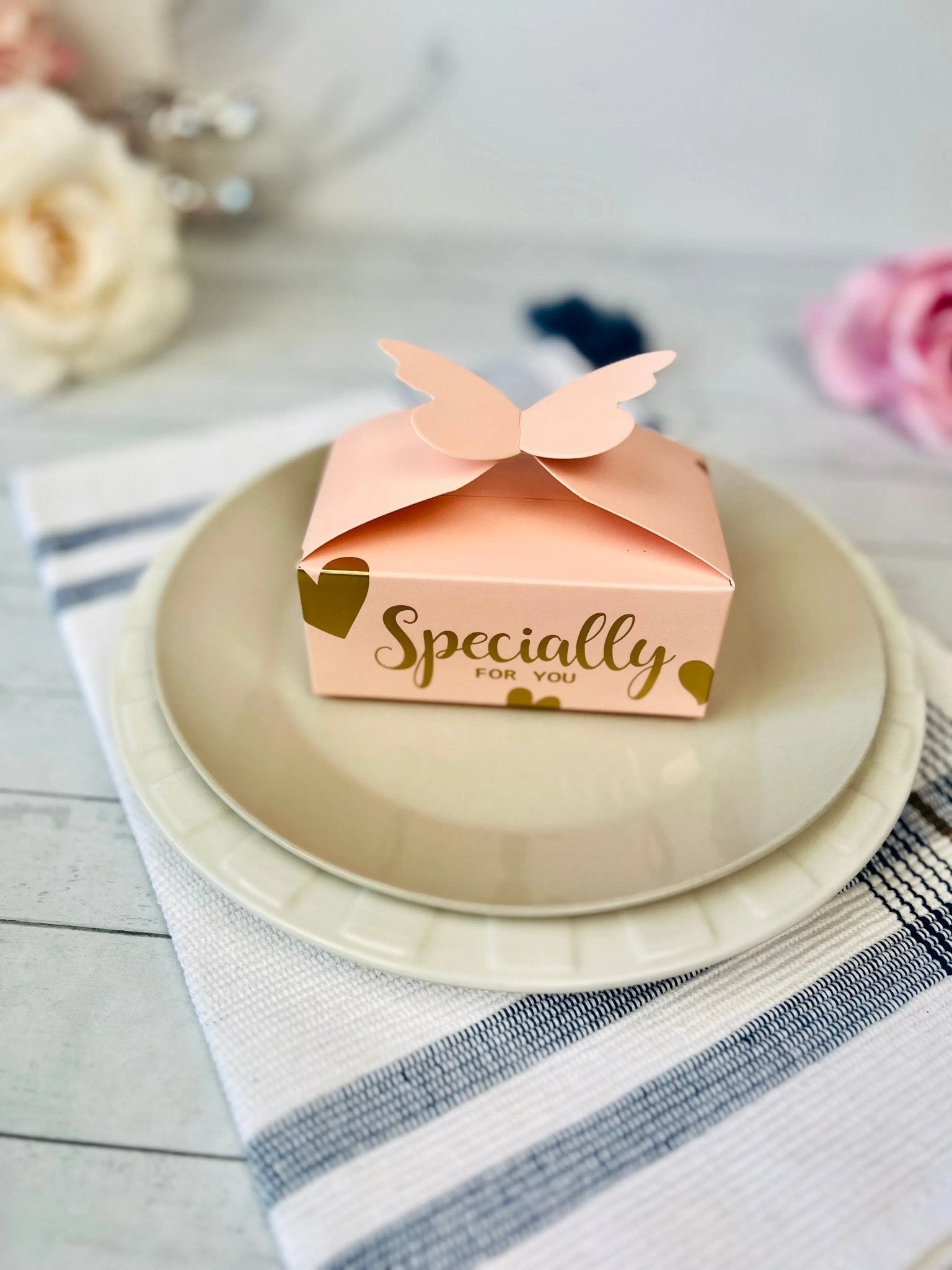 Special For You Butterfly Small Wedding Favor Boxes 50 PCs - Gift Boxes & Tins