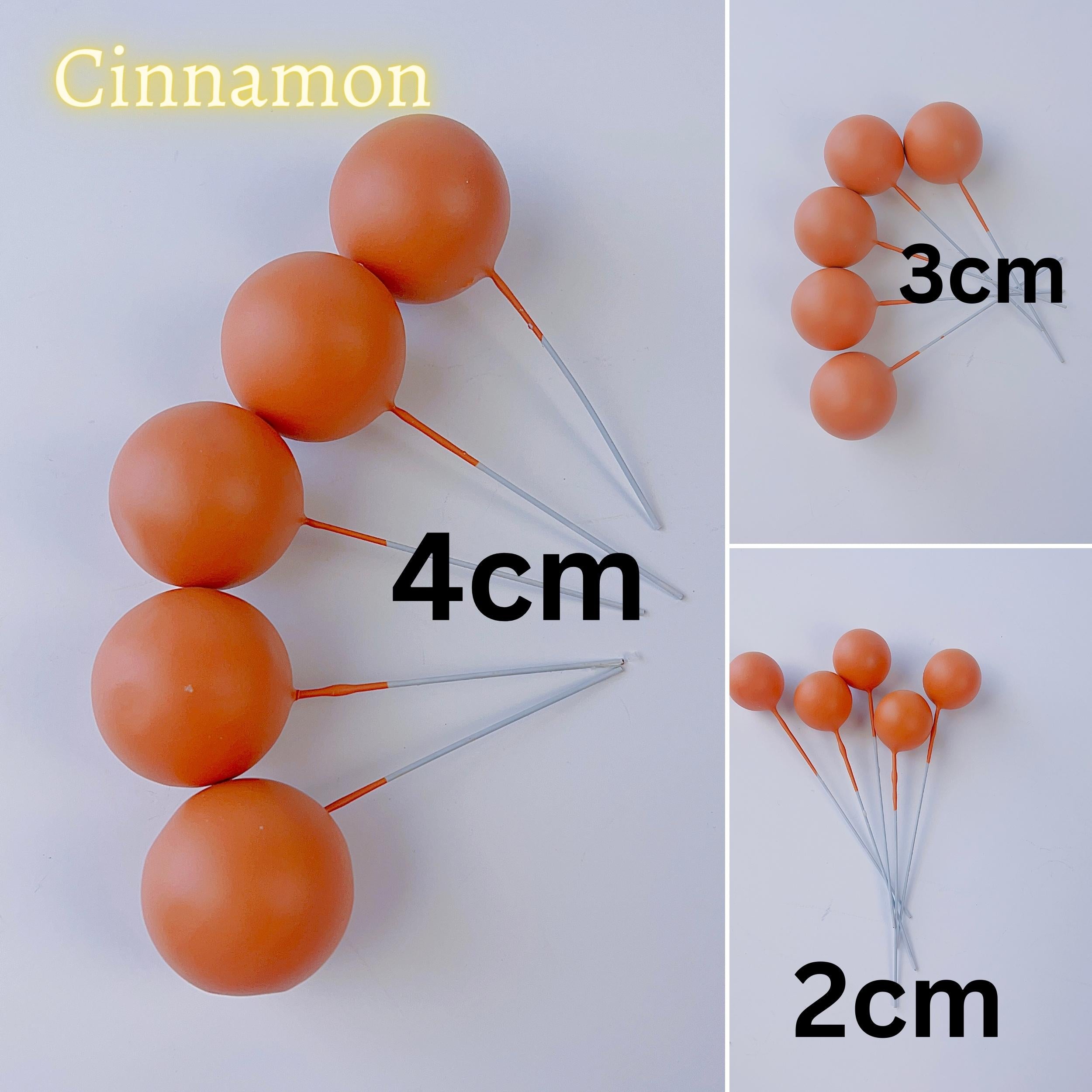 cinnamon Mini ball cake topper