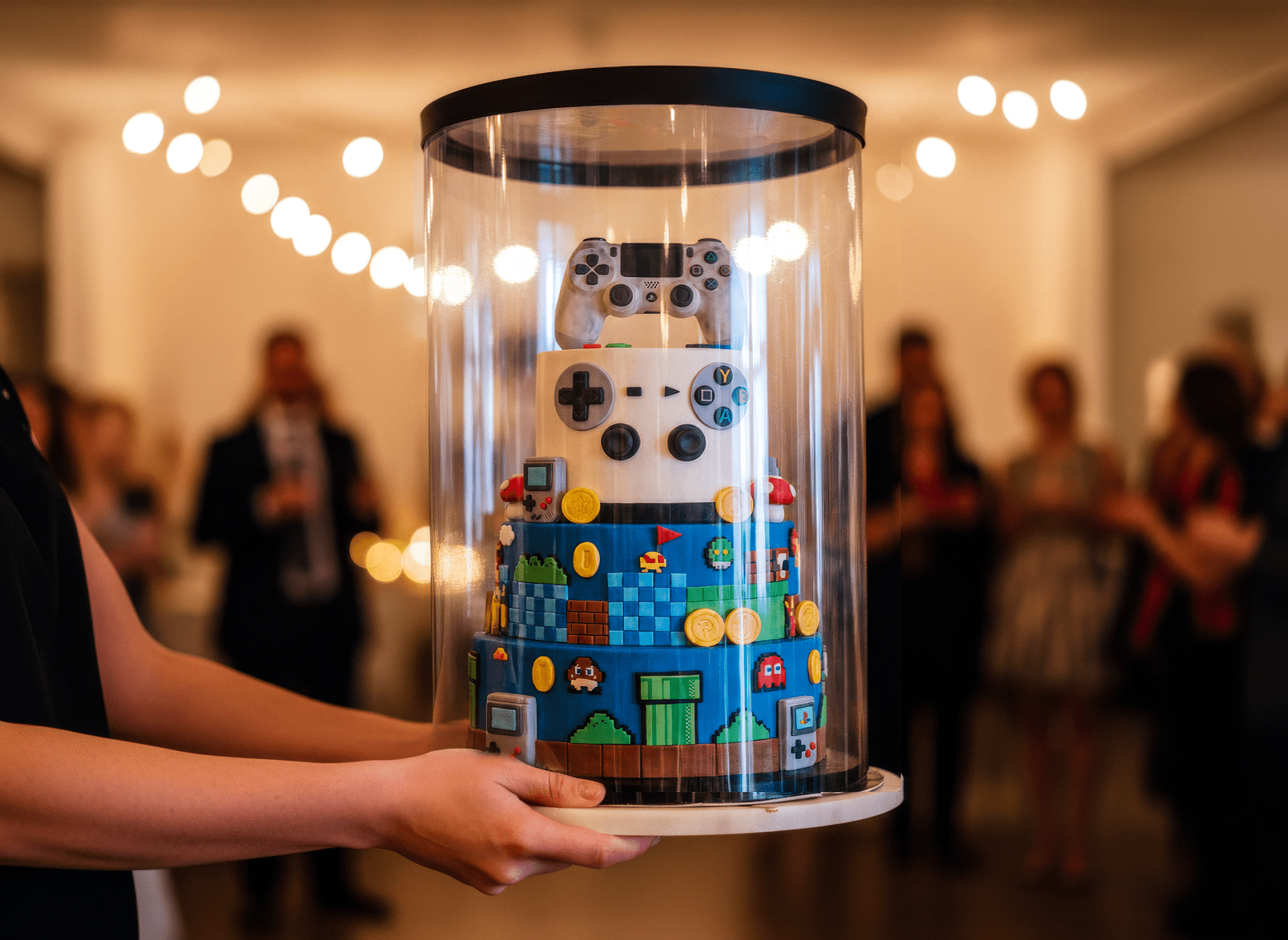 Extra Tall Round Clear Cake Box - 12 Inch Diameter x 18 Inch Tall - RW1218 Round cake box