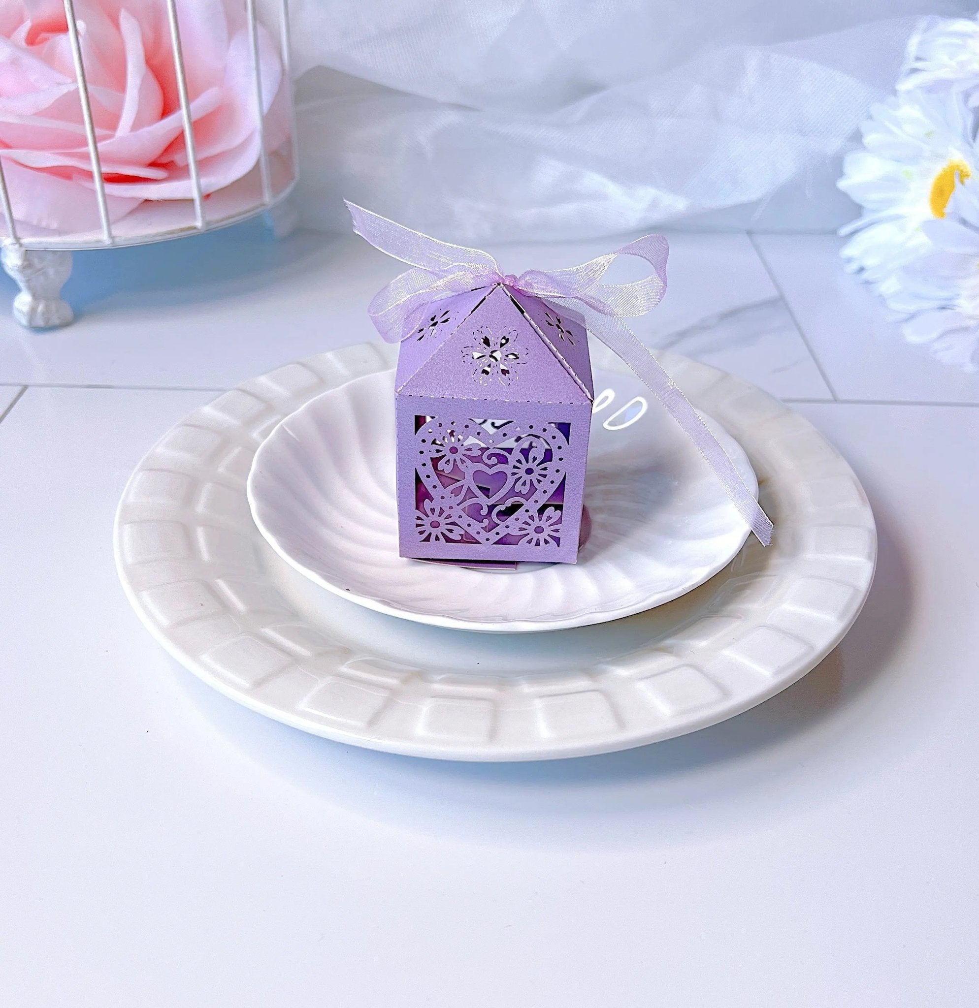 Love Heart Lace Ribbon Wedding Favor Boxes 50 Pcs - loveheartPU Gift Boxes & Tins
