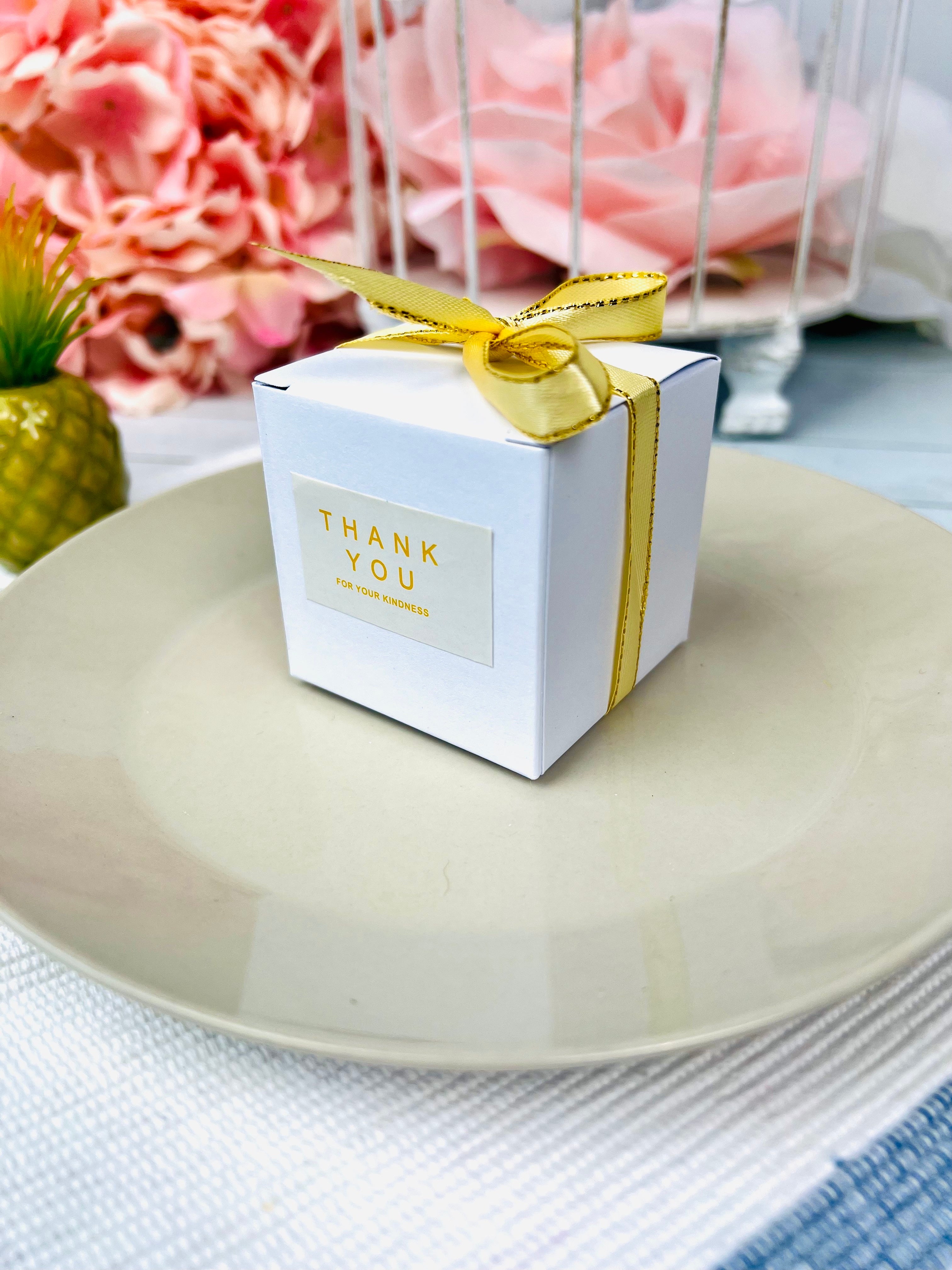 Small Square White Wedding Favor Boxes