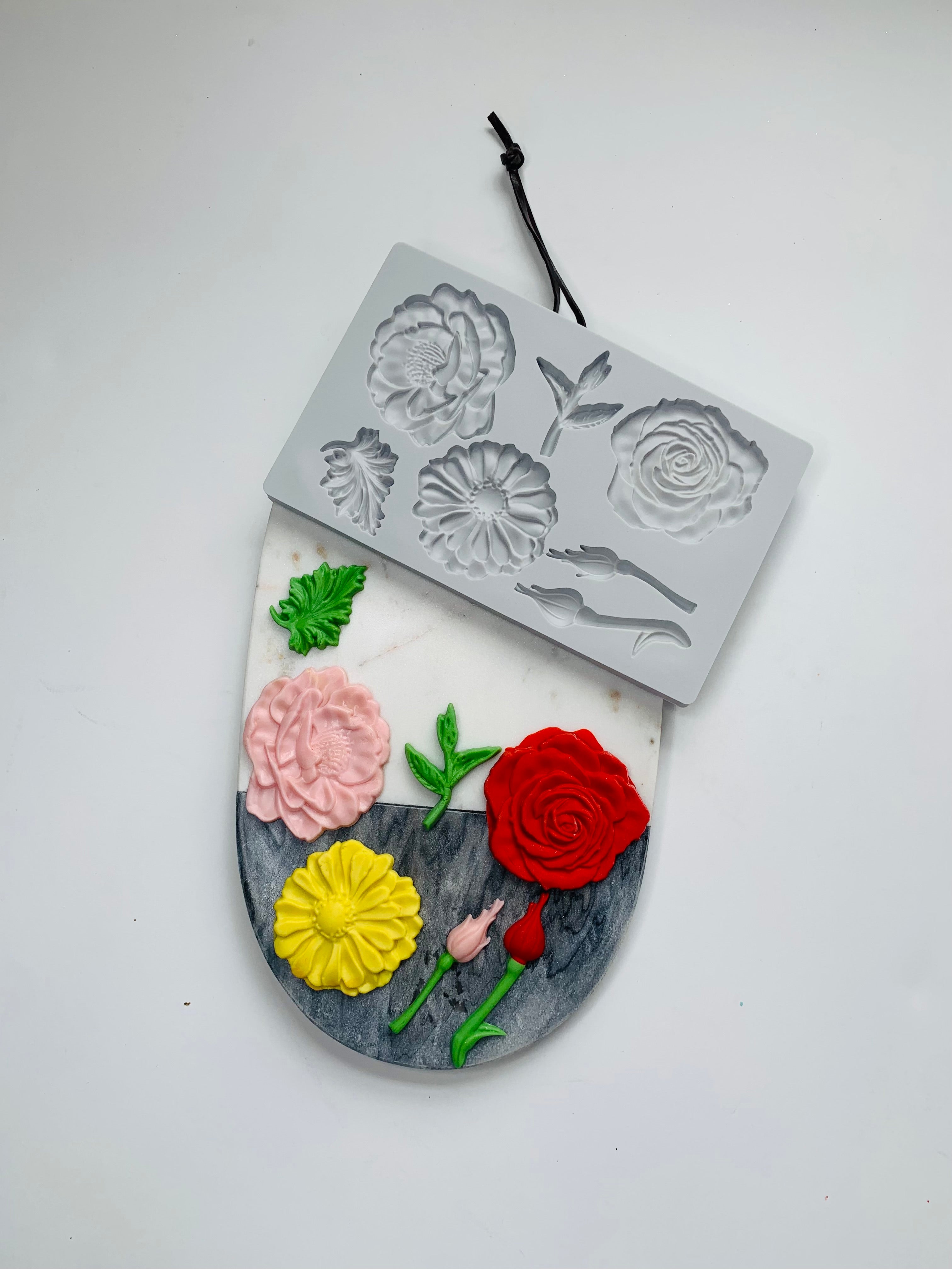 Re-Design Prima Decor Garden Flowers Aster Roses Food Grade Silicone Mold