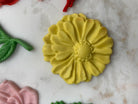 Re-Design Prima Decor Garden Flowers Aster Roses Food Grade Silicone Mold