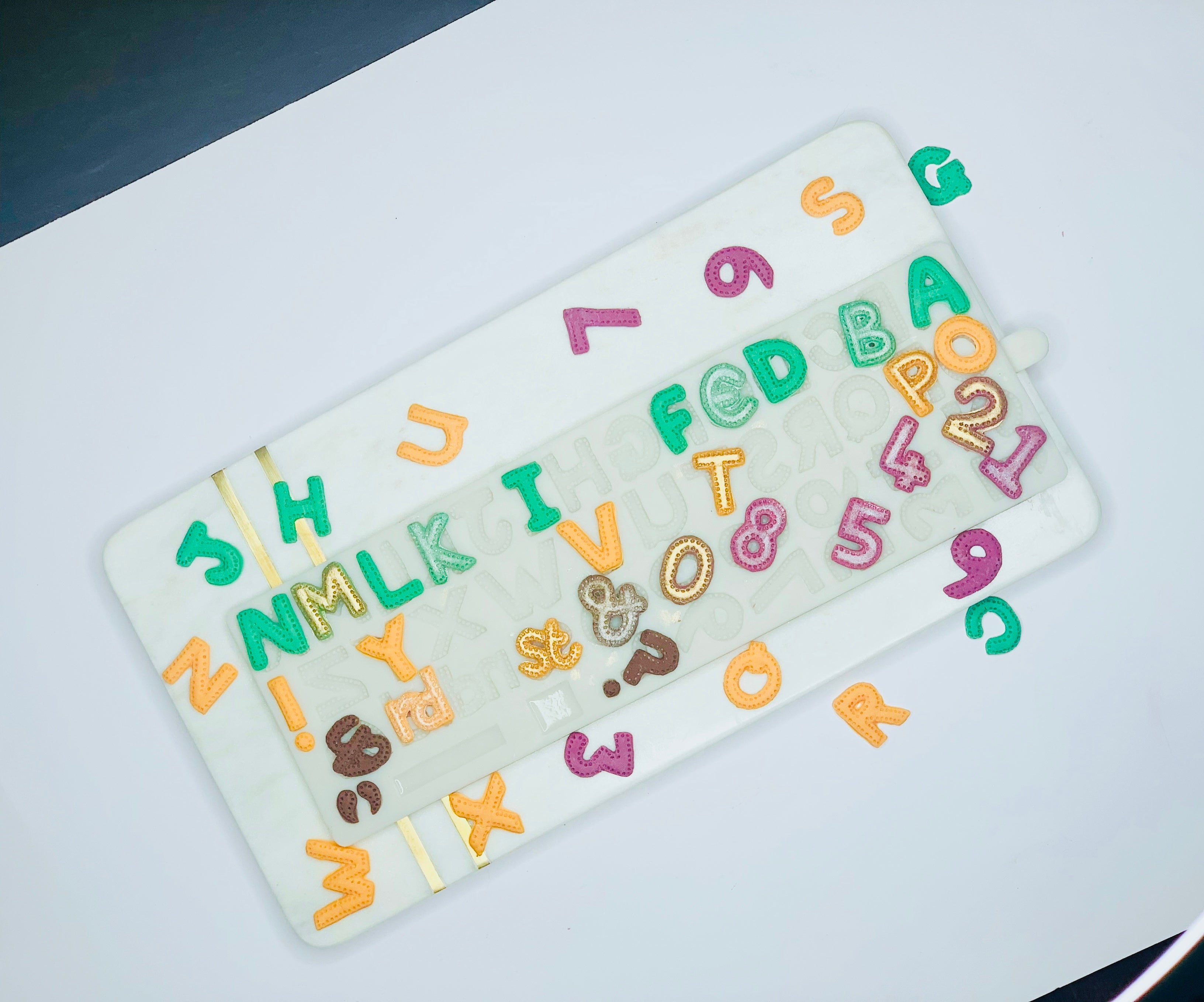 Big Size Alphabet Letters and Numbers Food Grade Silicone Mold