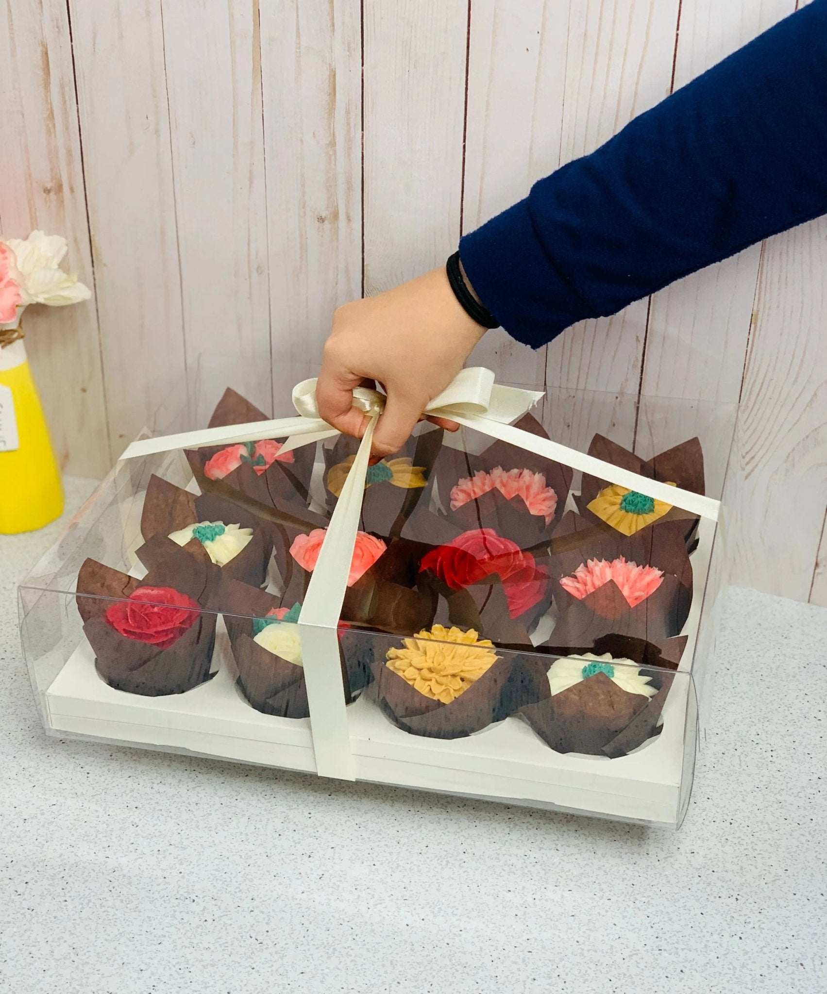 12 Hole Premium Cupcake Box (Pack of 50 12 Hole Premium Cupcake Box (Pack of 50