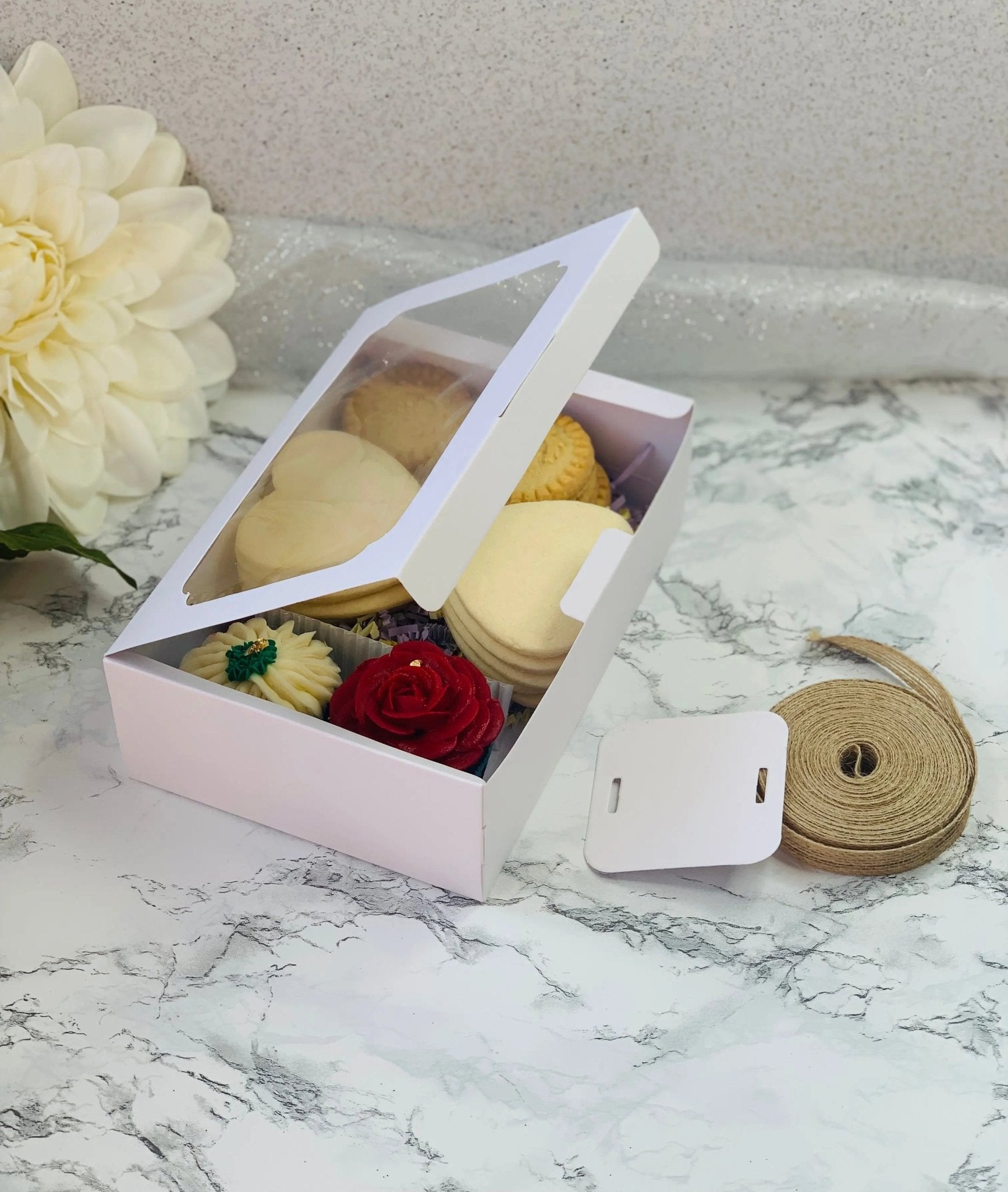 Cookie Boxes With Window Plus Tags and Linen Ribbon - Wcookie12 Take - Out Containers