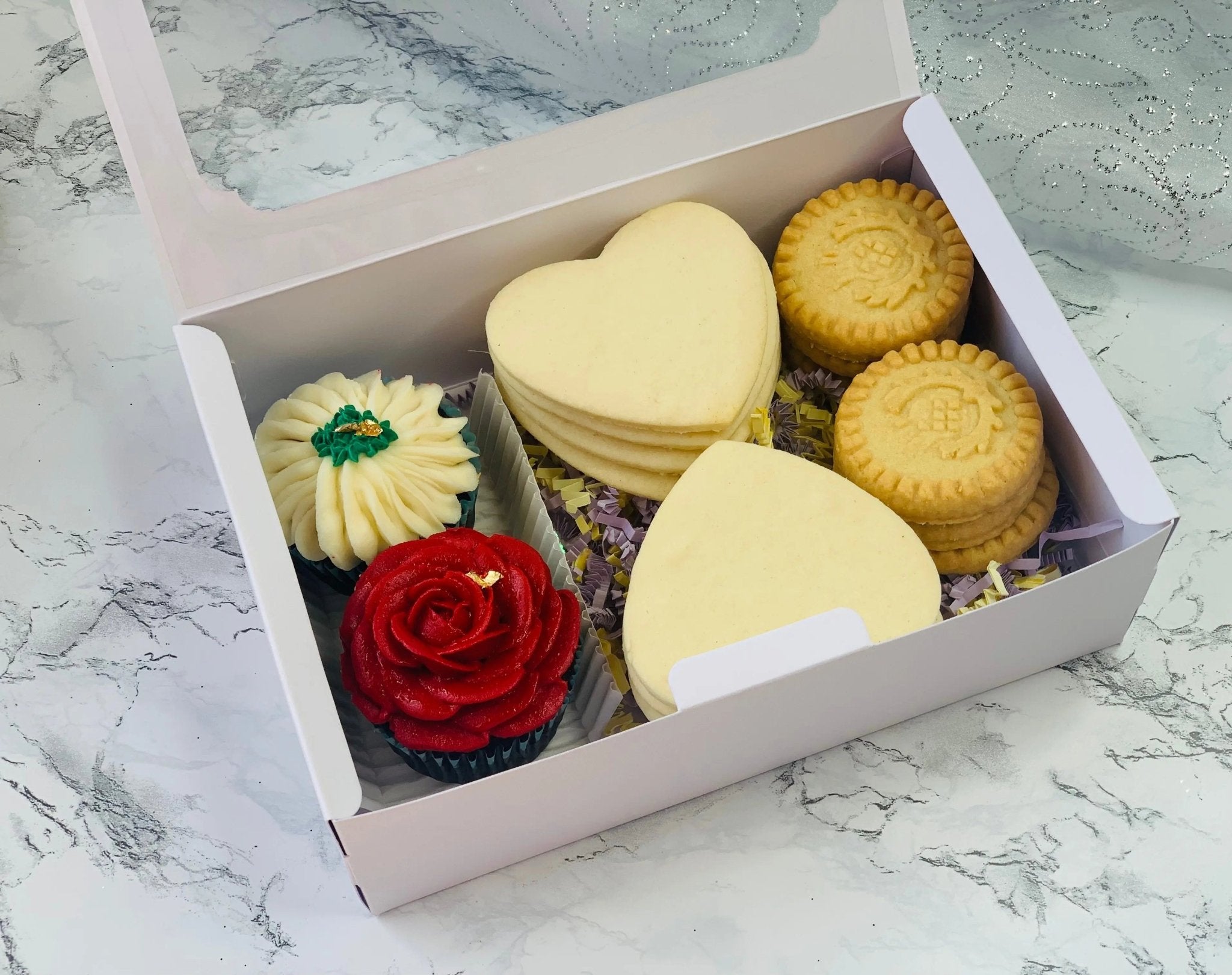 Cookie Boxes With Window Plus Tags and Linen Ribbon - BRcookie12 Take - Out Containers