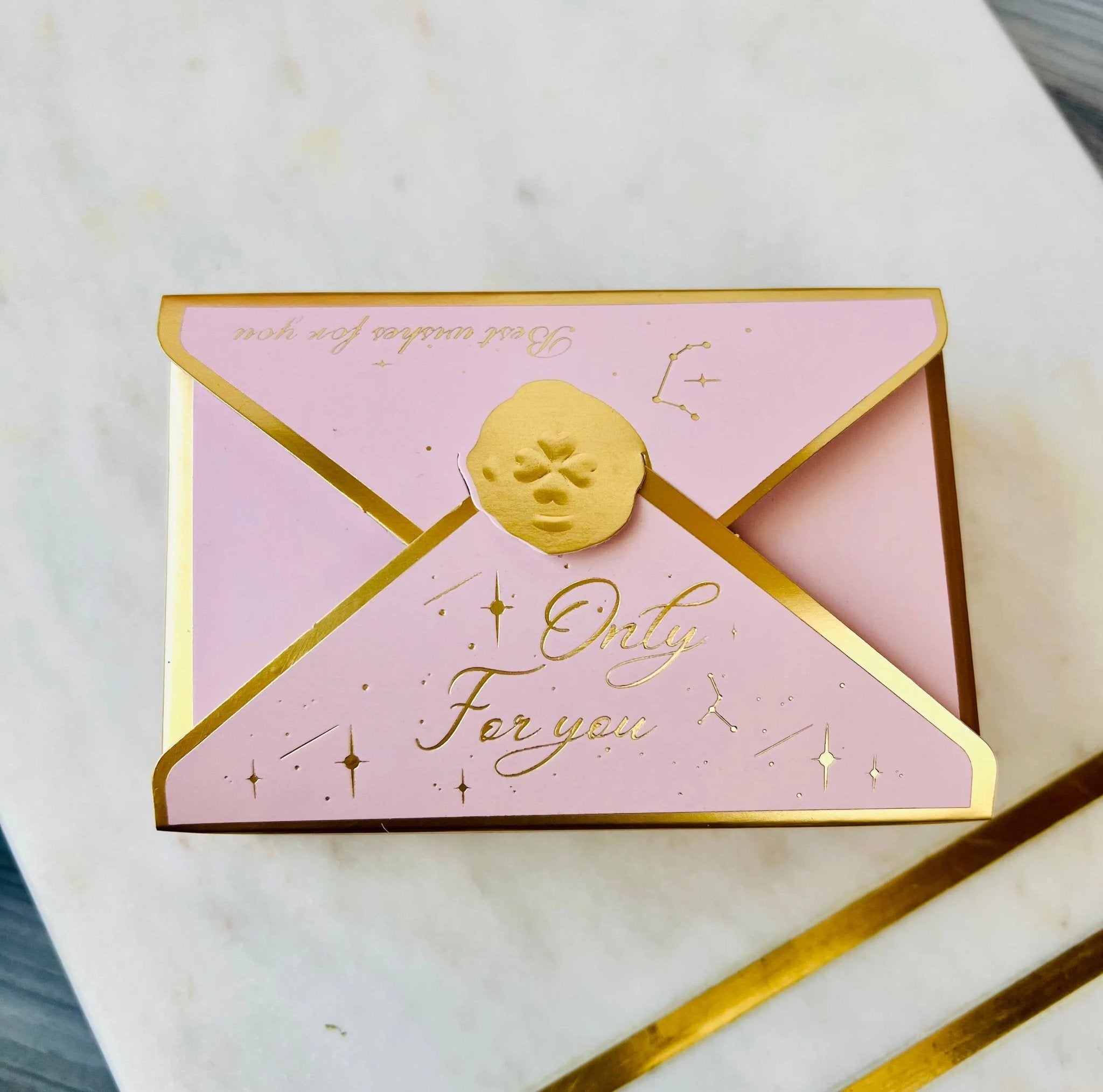 Vintage Wax Seal Envelope Wedding Favor Boxes - 50 Pack Gold Accent Party Favor Boxes for Bridal Shower & Events